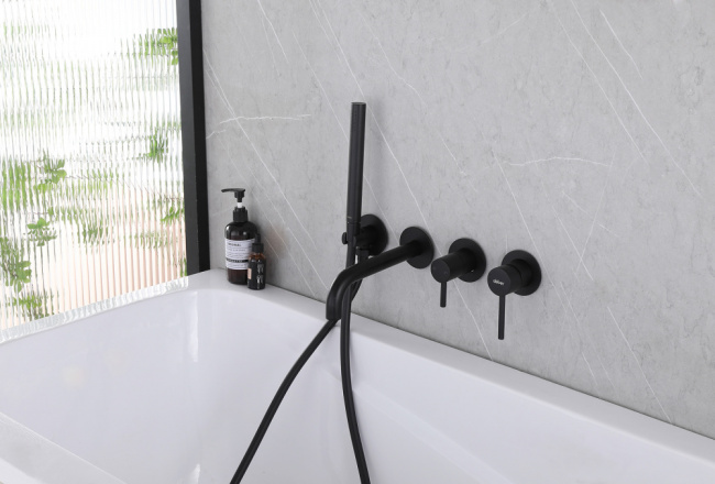 ABBER Wasser Kreis AF8130B для ванны скрытого монтажа, черный матовый