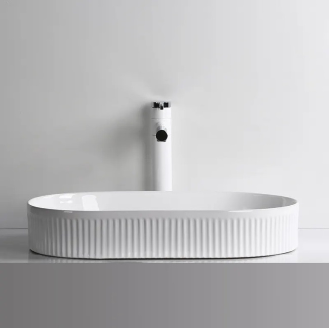 Ceruttispa  CR8009 накладная, белая, овальная 580х360х100